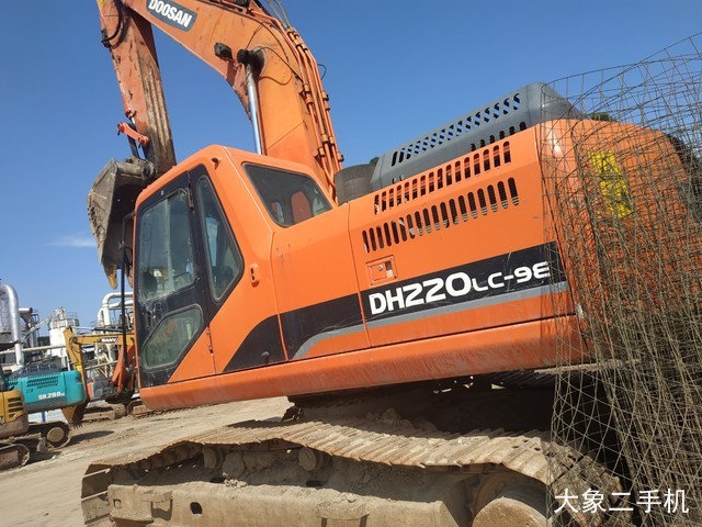 斗山 DH220LC-9E 挖掘机