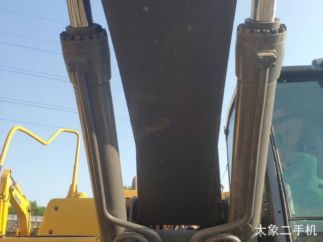 沃尔沃 EC300DL 挖掘机