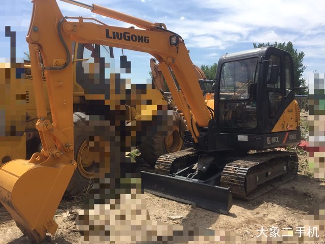 柳工 CLG906D 挖掘机