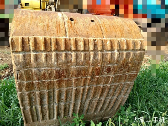 小松 PC240LC-8 挖掘机