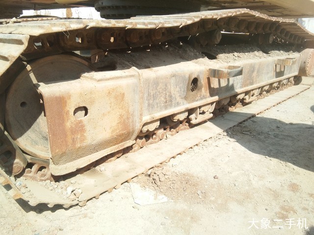 小松 PC240LC-8 挖掘机