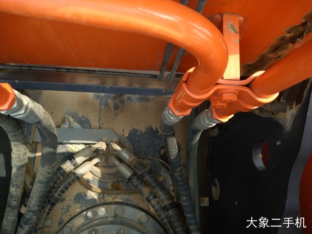 日立 ZX240-5A 挖掘机