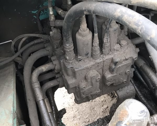 神钢 SK250LC-8 挖掘机