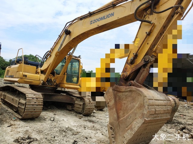 中联重科 ZE420 挖掘机