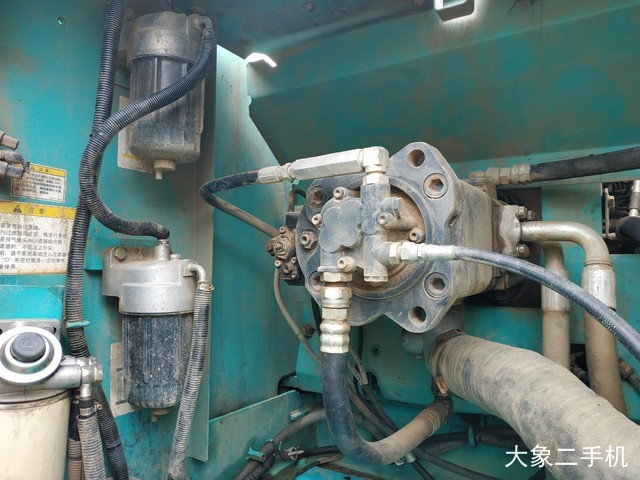 神钢 SK250-8 挖掘机