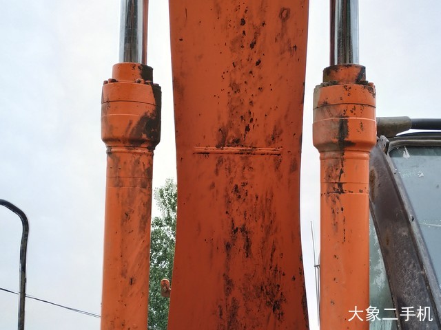 日立 ZX260LCH-3G 挖掘机