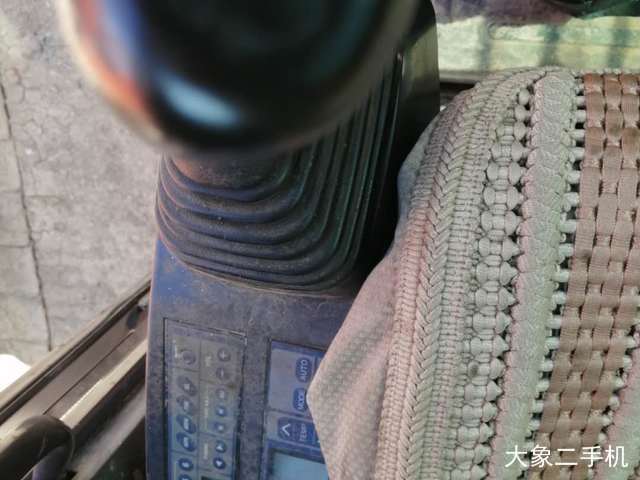 三一重工 SY65C 挖掘机