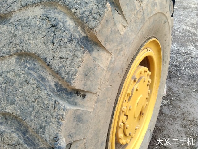 山推 SR22M 压路机