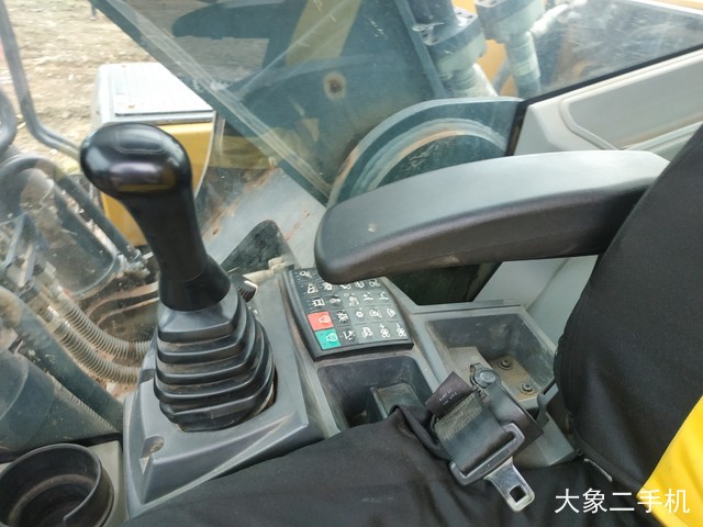 约翰迪尔 E210 LC 挖掘机