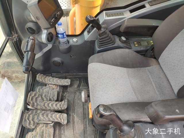 现代 R520L-9VS 挖掘机