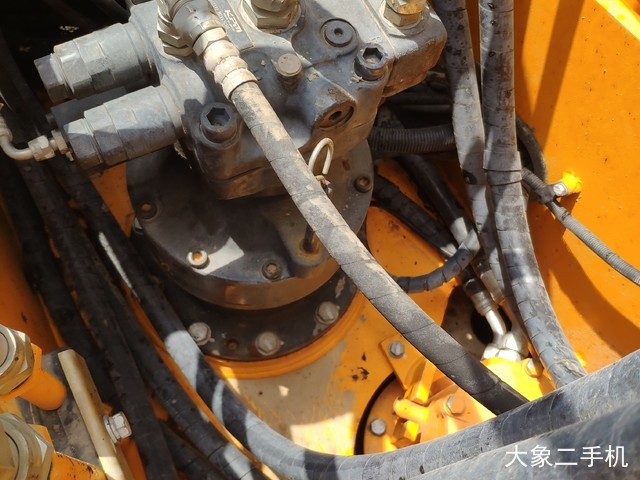 龙工 LG6150 挖掘机