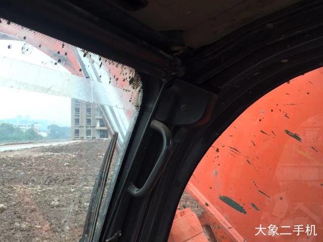 斗山 DX150LC 挖掘机