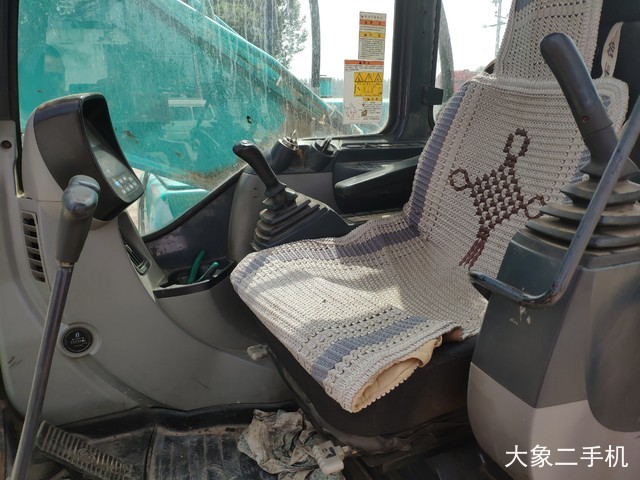 神钢 SK250LC-8 挖掘机