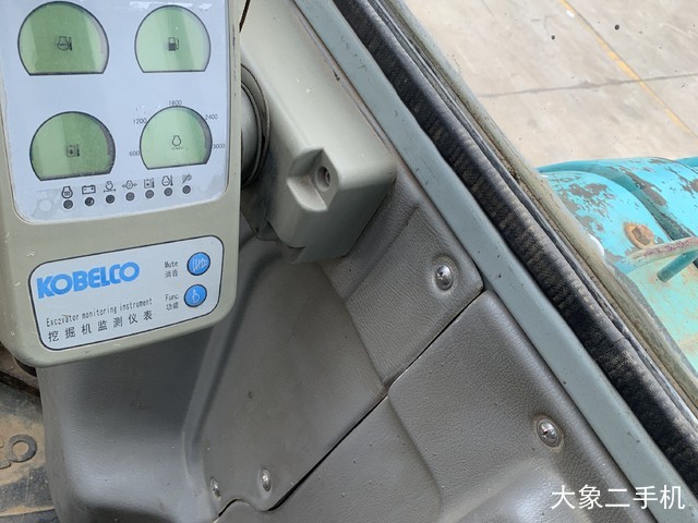 神钢 SK60-C 挖掘机