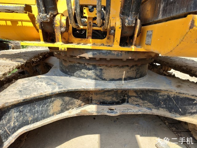 杰西博 JS230LC 挖掘机