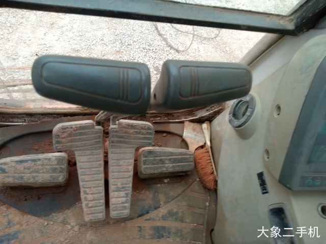 斗山 DH225LC-9 挖掘机