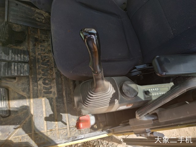 小松 PC70-8 挖掘机