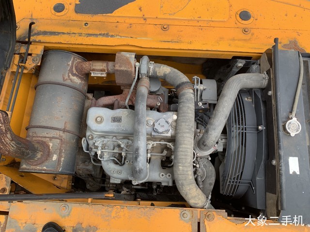 三一重工 SY135C-8 挖掘机