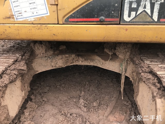 卡特彼勒 320C 挖掘机
