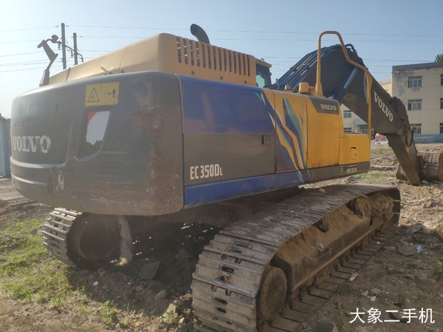 沃尔沃 EC300DL 挖掘机