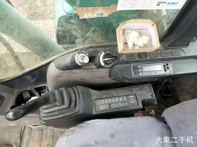 神钢 SK60-8 挖掘机