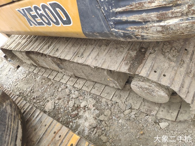 徐工 XE60D 挖掘机