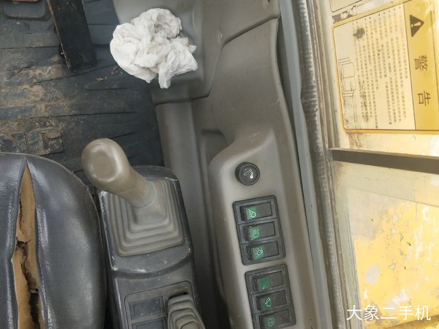 山东临工 LG665 挖掘机