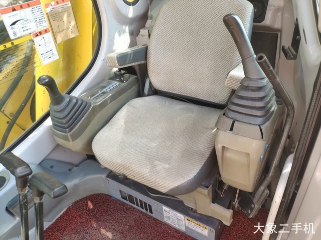 住友 SH75X-3 挖掘机