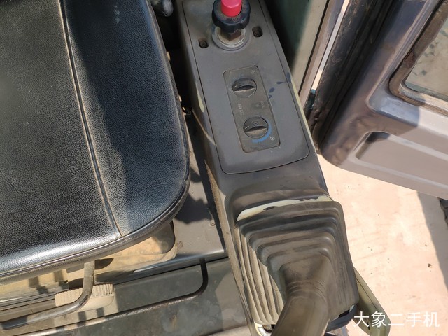 山河智能 SWE70E 挖掘机