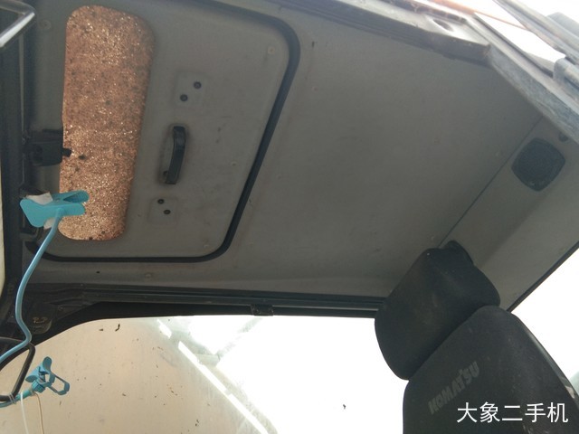 小松 PC240LC-8M0 挖掘机