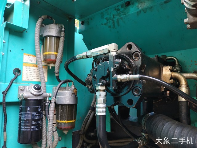 神钢 SK350LC-8 挖掘机