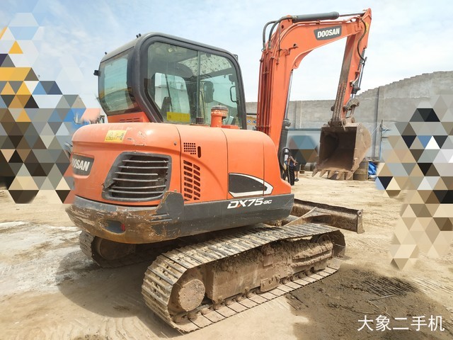 斗山 DX60-9C 挖掘机