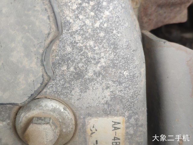 日立 ZX130W 挖掘机