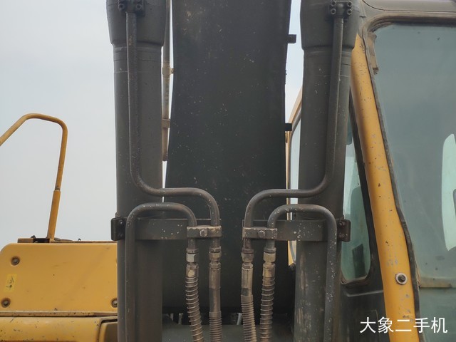 沃尔沃 EC210BLC 挖掘机