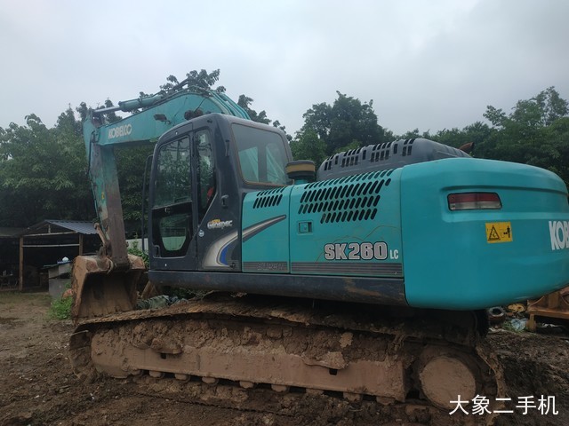 神钢 SK260LC-8 挖掘机