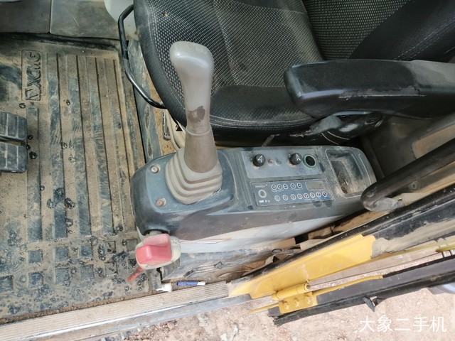 徐工 XE80C 挖掘机