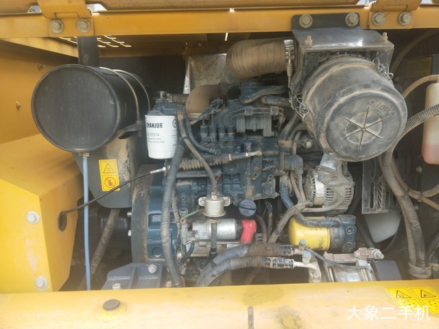 徐工 XE75G 挖掘机