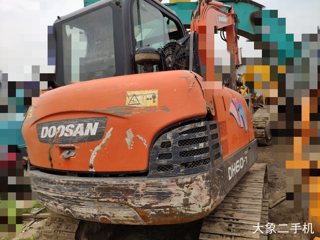 斗山 DH60-7 挖掘机