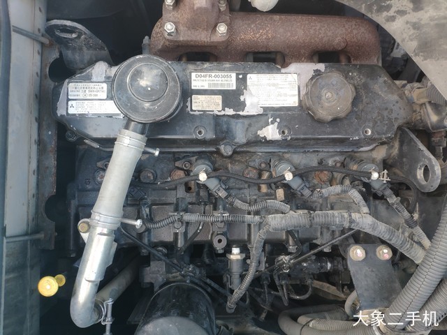 神钢 SK135SR 挖掘机