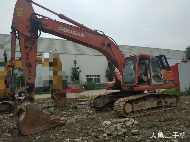 斗山 DH225LC-7 挖掘机