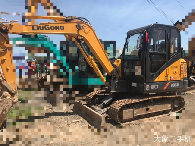 柳工 CLG906D 挖掘机