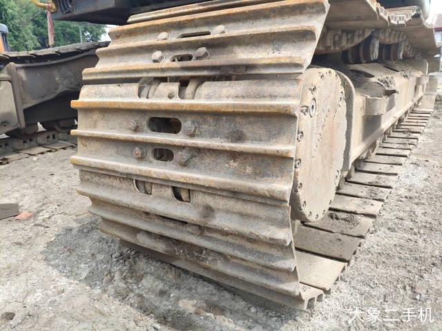 沃尔沃 EC210BLC 挖掘机