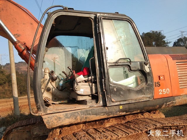 日立 ZX250LC-3 挖掘机