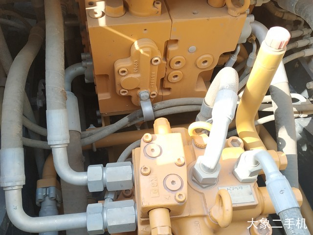 三一重工 SY215C 挖掘机