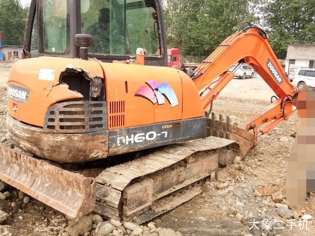 斗山 DH60-7 挖掘机