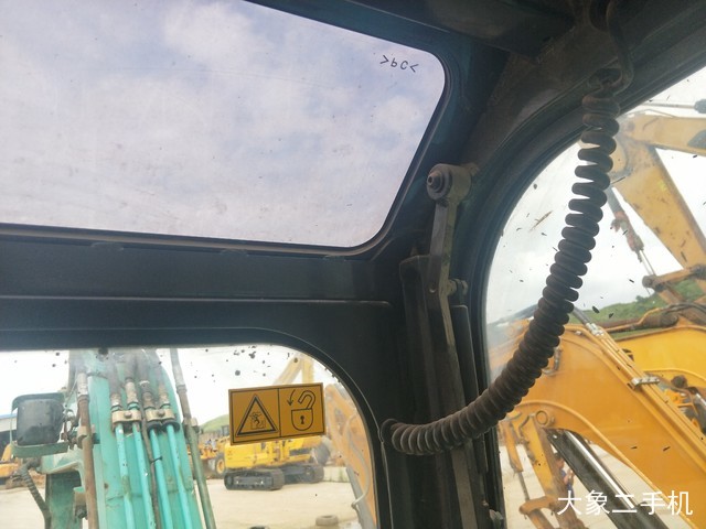 神钢 SK60-C 挖掘机