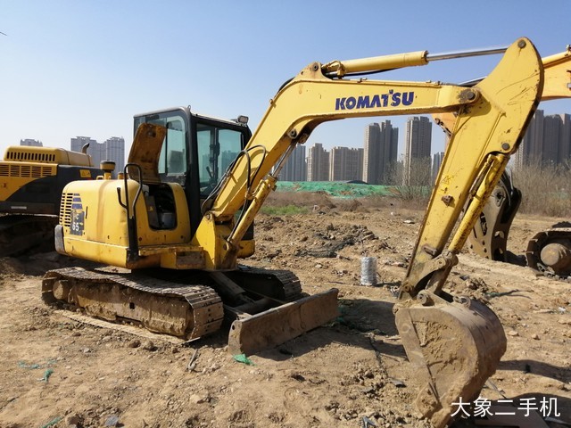 小松 PC56-7 挖掘机