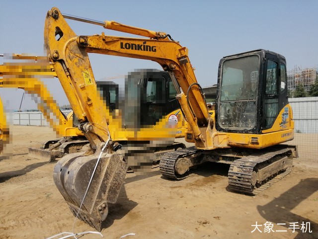 龙工 LG6060 挖掘机