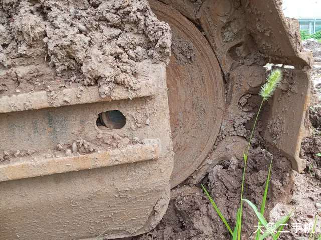 三一重工 SY235C 挖掘机