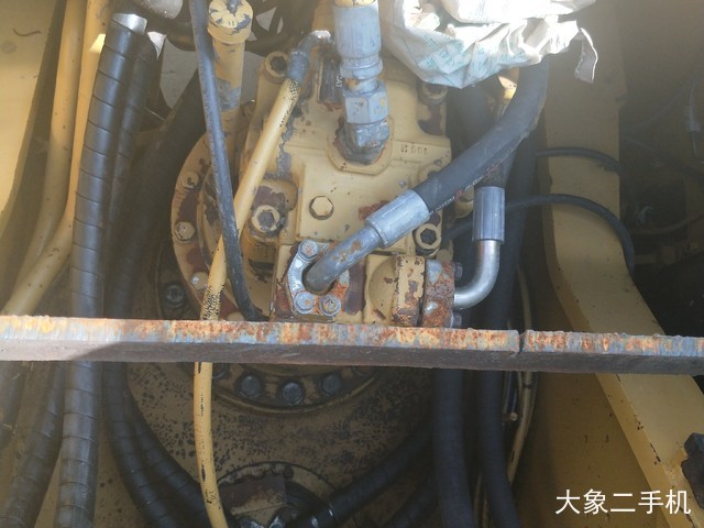 卡特彼勒 329DL 挖掘机